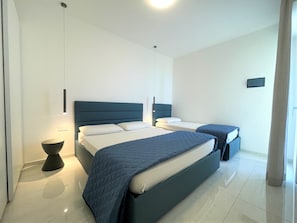 Apartment, 2 Bedrooms, Balcony, Ocean View | 3 bedrooms