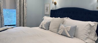 Luxury Cottage "Sparrow" full of amenities in Collegedale perfect for a getaway!