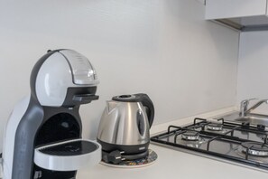 Kaffee und/oder Kaffeemaschine
