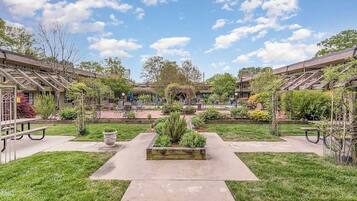 Enceinte de lâhĂ©bergement