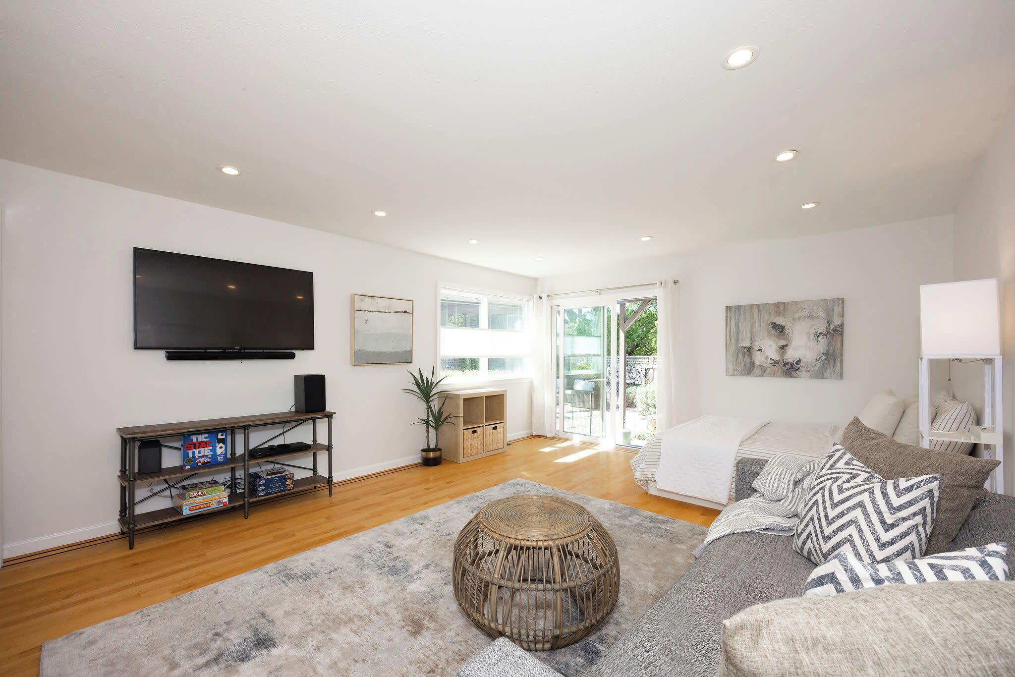 4 Schlafzimmer, Bügeleisen/Bügelbrett, WLAN, Bettwäsche