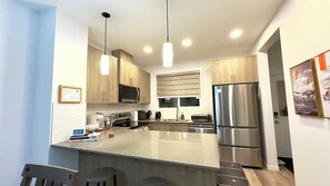 Fridge, microwave, oven, stovetop - 3BR New Family House in NE Edmonton, McChonachie area, up to 25% off (Edmonton)