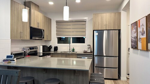 3BR New Family House in NE Edmonton, McChonachie area, up to 25% off