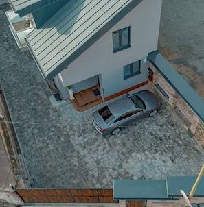 Free self-parking - Residence S5 - Comfort Living Apartment  (Prešov)