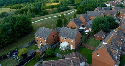 Pass the Keys | Spacious 4-Bedroom Home | Prime Hatfield Location