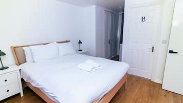 4 bedrooms, free WiFi, bed sheets