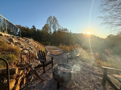 The Starship at Komodo Springs