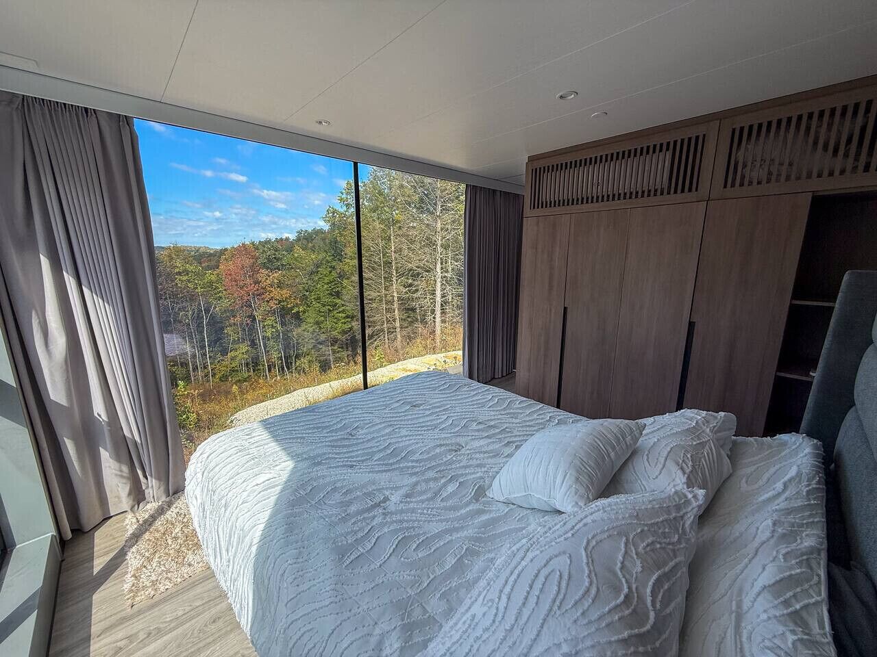 1 多间卧室、WiFi、床单