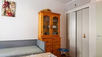 Apartment | Living room