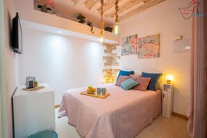 1 bedroom, iron/ironing board, Internet, bed sheets