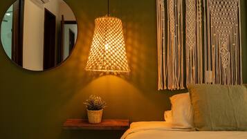 2 slaapkamers, een strijkplank/strijkijzer, beddengoed