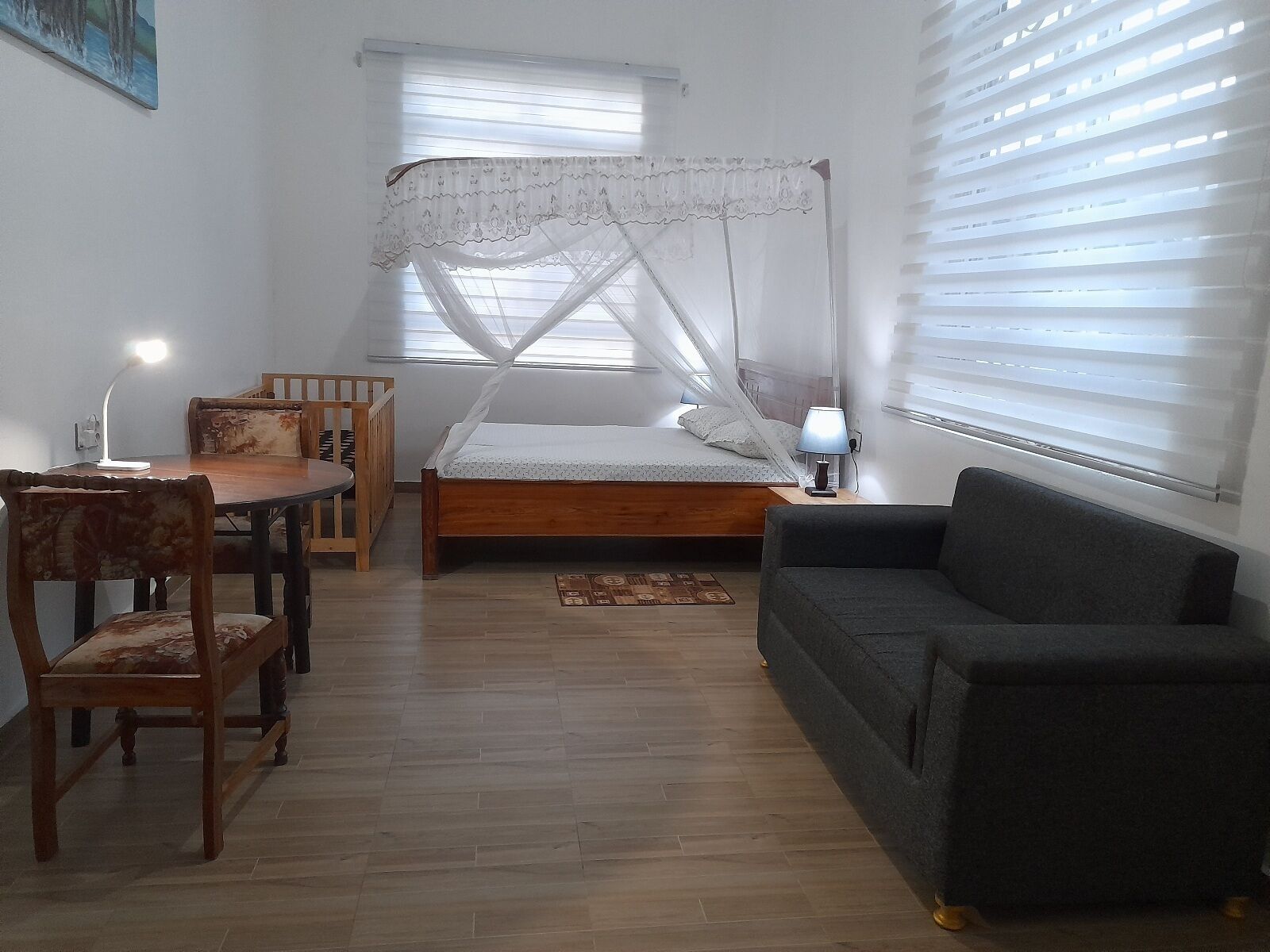 1 dormitorio, escritorio, tabla de planchar con plancha y wifi gratis