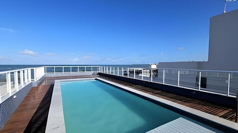 Flat beira-mar com vista para o mar