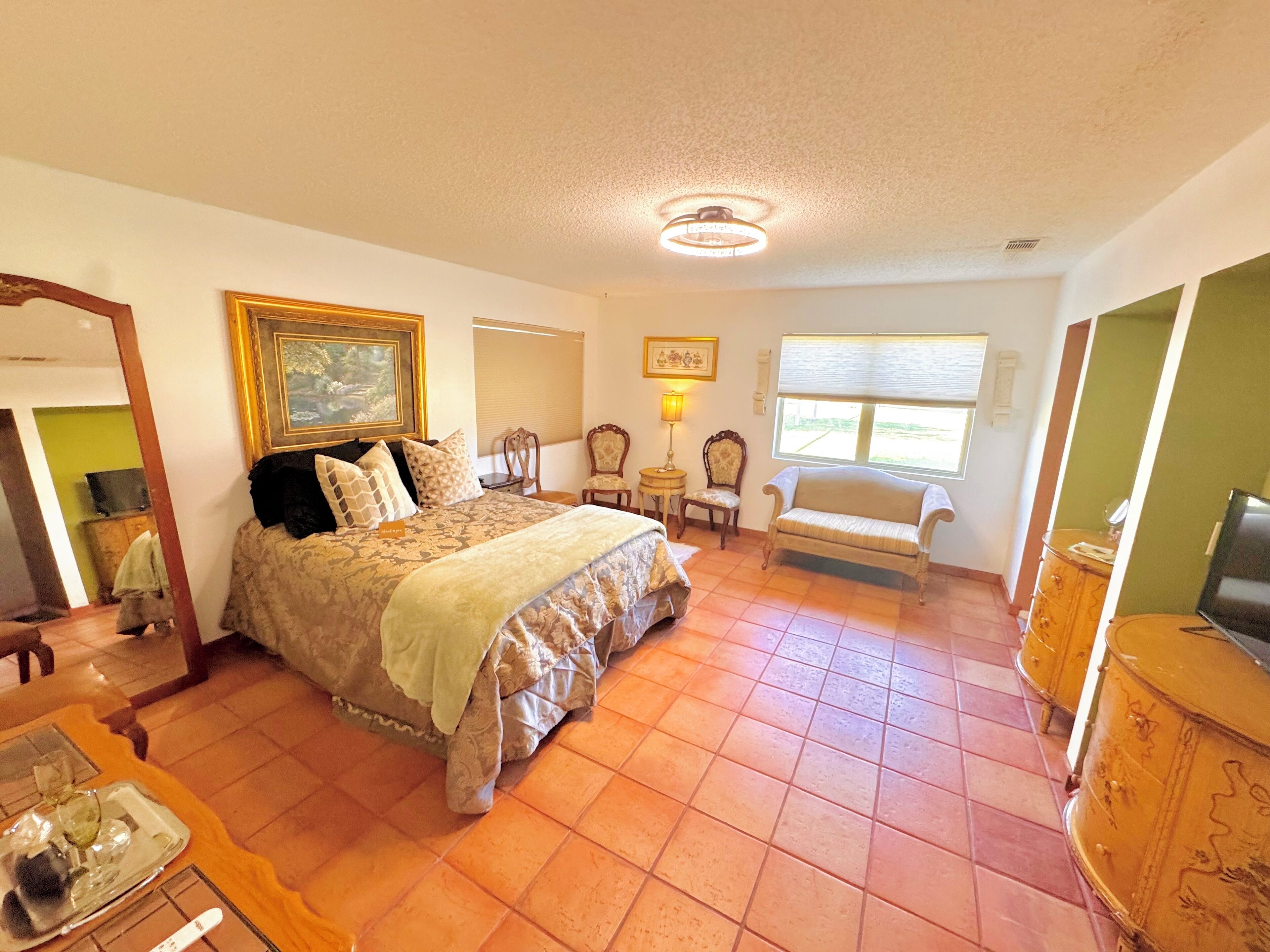 2 bedrooms, iron/ironing board, travel crib, free WiFi