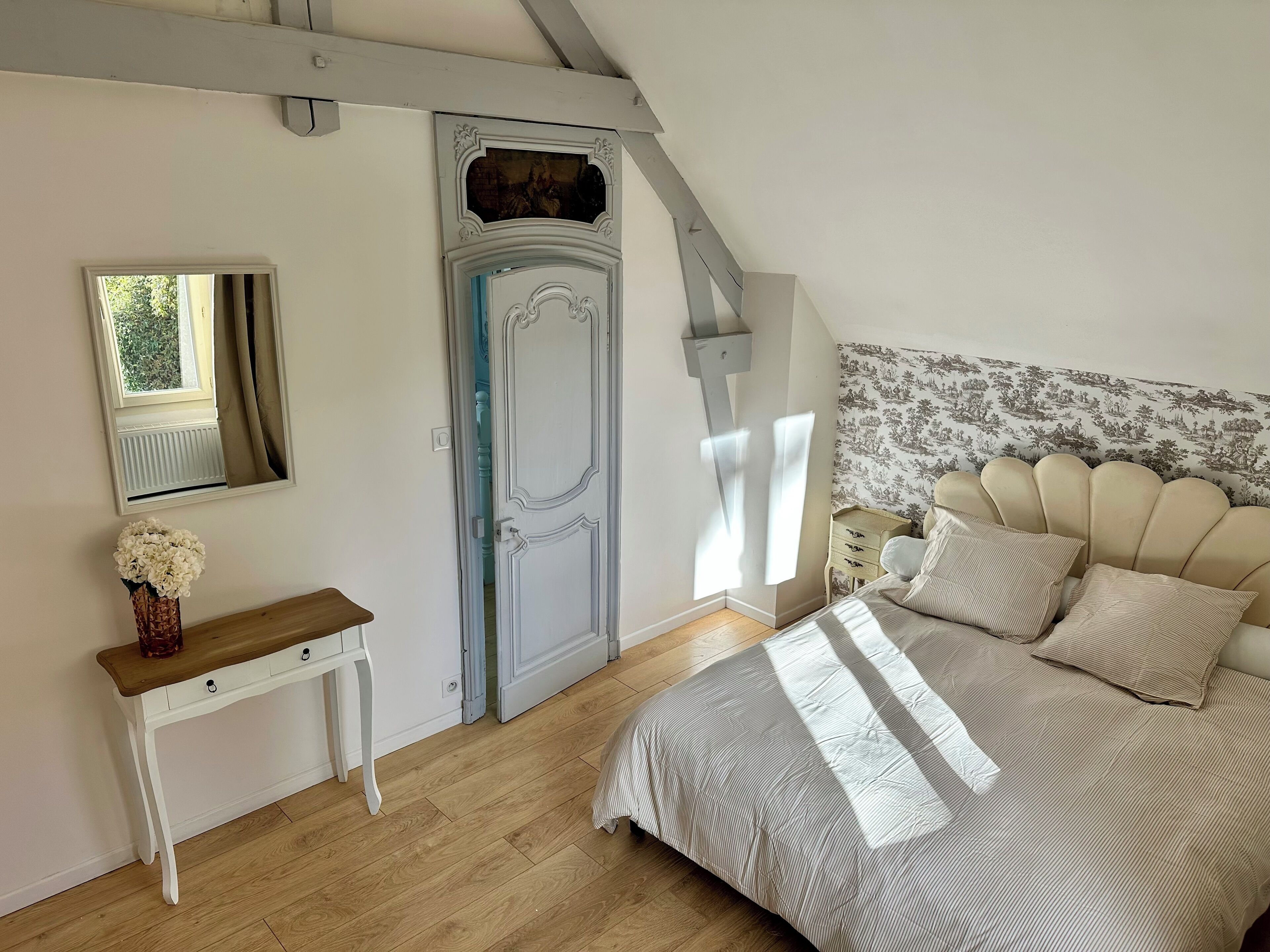 4 slaapkamers, een strijkplank/strijkijzer, wifi, beddengoed