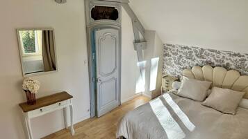 4 chambres, fer et planche Ă repasser, Wi-Fi, draps fournis