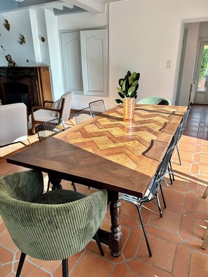 Dining - Villa Dijon center piscine 8 people (Dijon)