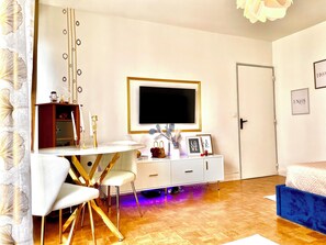 1 Schlafzimmer, Bügeleisen/Bügelbrett, WLAN, Bettwäsche