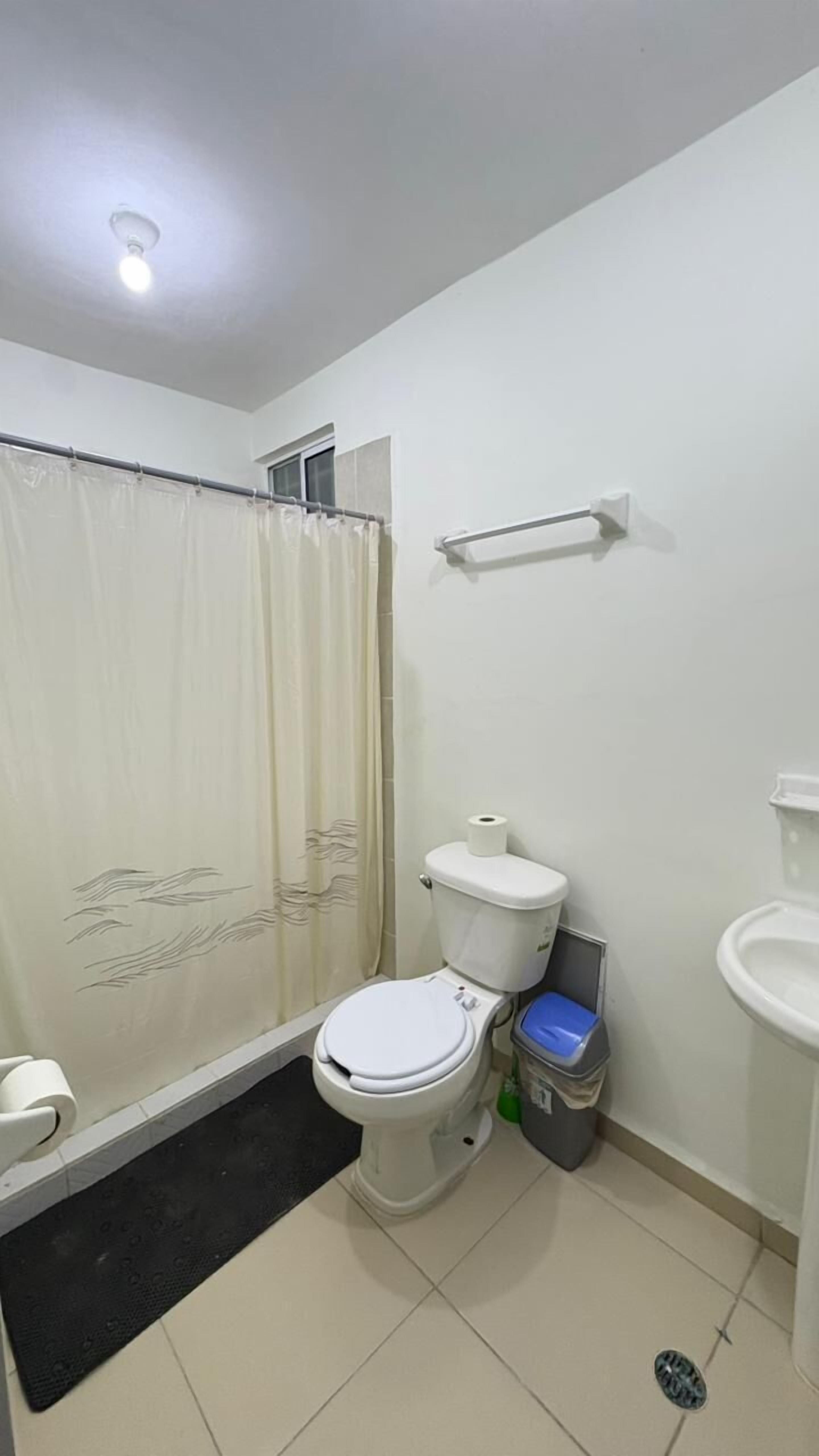 舒適單棟房屋 | 浴室 | 淋浴設備