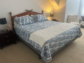 3 habitaciones, tabla de planchar con plancha, internet y ropa de cama 