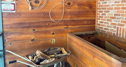 “Scout’s House” cabin on 2 acres