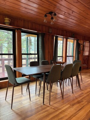 Dining - “Scout’s House” cabin on 2 acres 
Dog Friendly! (Greer)