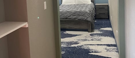 Classic Bungalow | Iron/ironing board, free WiFi