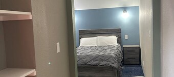 Cabins on Main Longmont