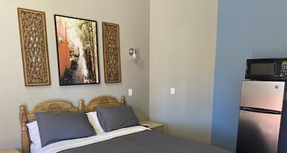 Cabins on Main Longmont