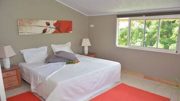 3 chambres, fer et planche Ă repasser, Wi-Fi, draps fournis