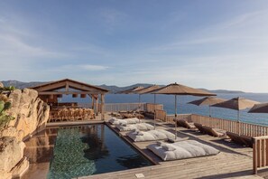 Piscina externa, piscina aquecida