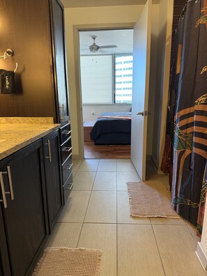 1 bedroom, iron/ironing board, Internet, bed sheets
