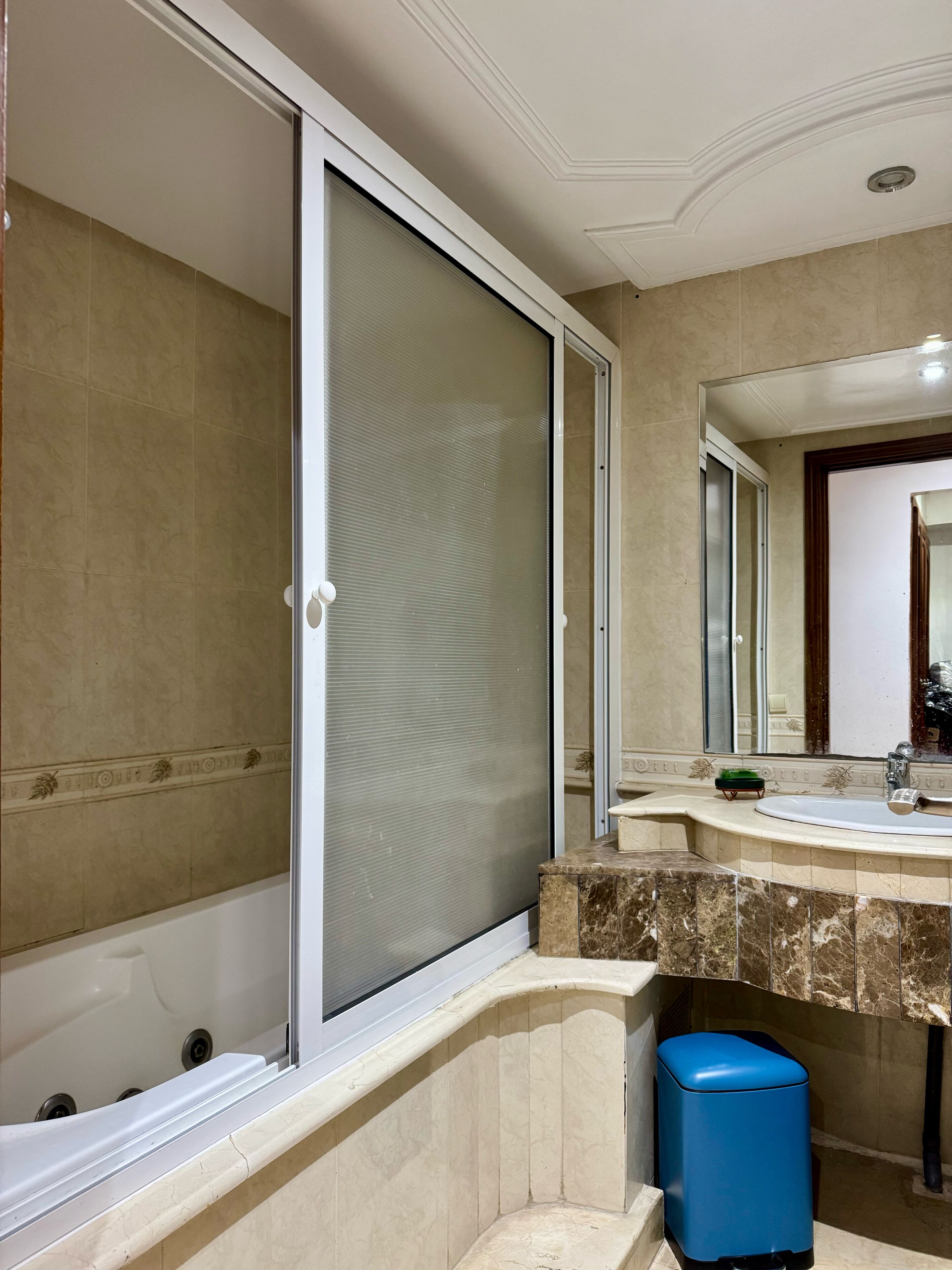 Bathrobes, bidet