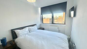 1 bedroom, iron/ironing board, internet, bed sheets