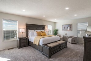 5 عدّة غرف نوم ومكواة/لوح كي وواي فاي مجانًا وملاءات أسرّة