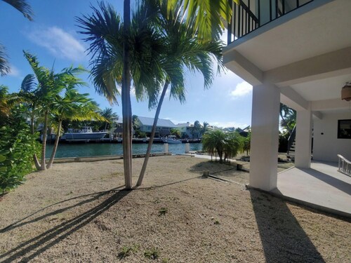 3-bedroom home in beautiful Key Colony Beach