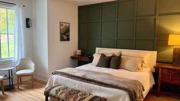 3 quartos, ferros/tábuas de passar roupa, Wi-Fi, roupa de cama