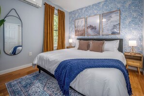 1 bedroom, desk, iron/ironing board, free WiFi