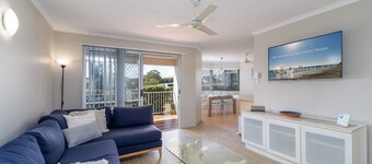 3 Bedroom Coastal Comfort Urangan Apartment