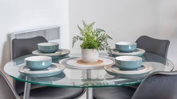 تناول الطعام