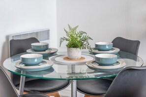 Dining - 2BR Penthouse w/Balcony | Nr Mailbox | Birmingham (Birmingham)