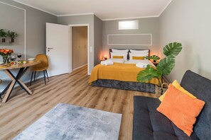 1 bedroom, iron/ironing board, WiFi, bed sheets - Fewo7Home New opening apartment at the university (Oldenburg)
