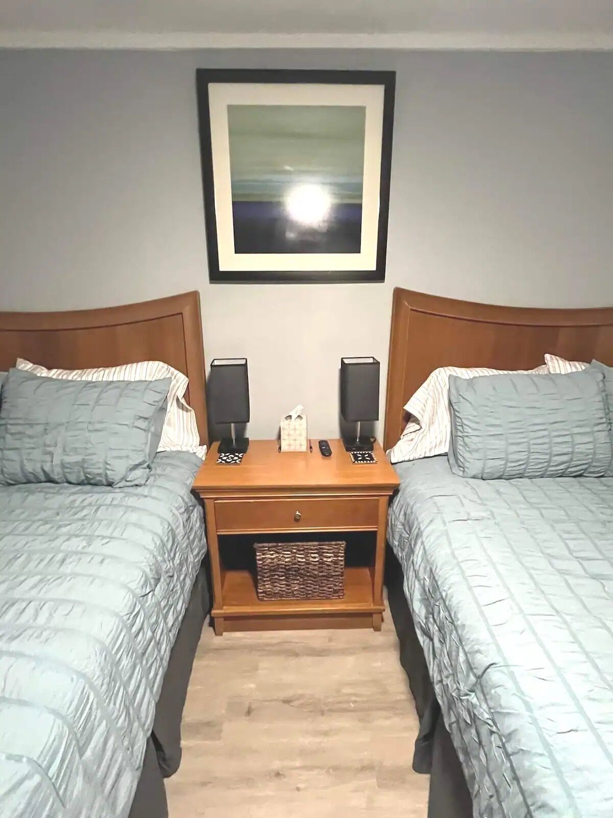 1 quarto, acesso à internet, roupa de cama