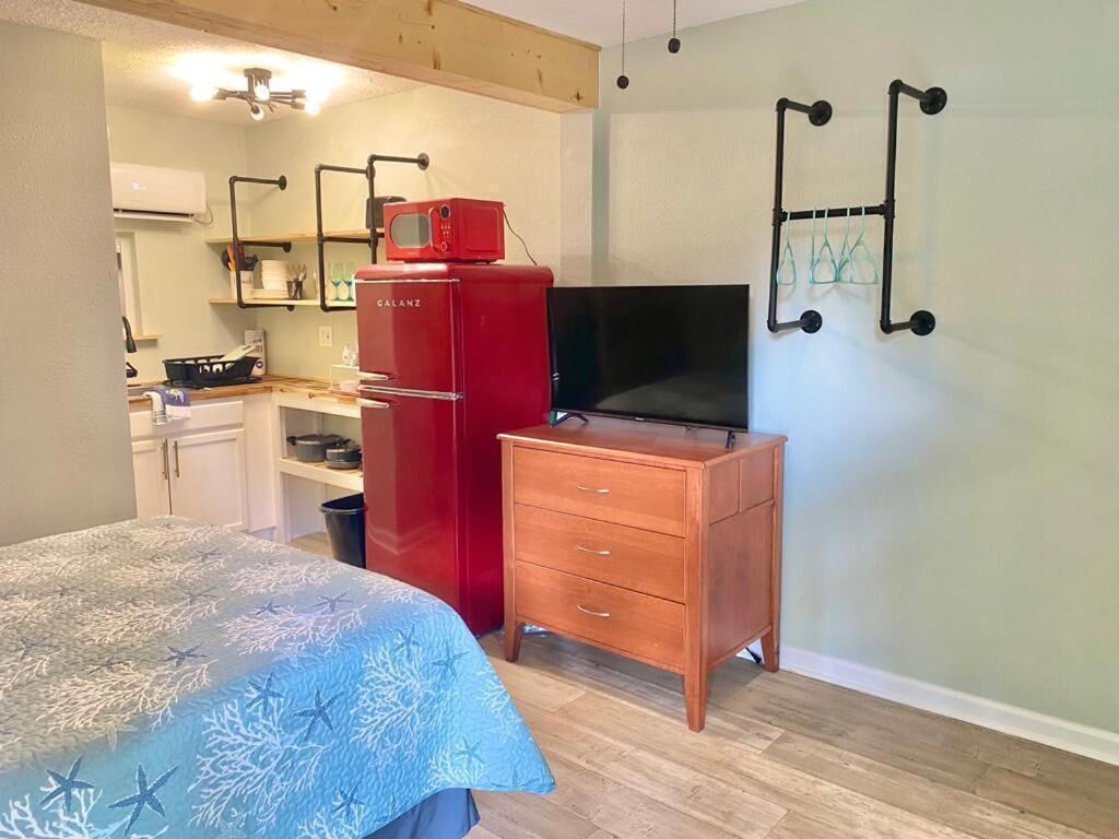 Skrivebord, Wi-Fi, sengetøj