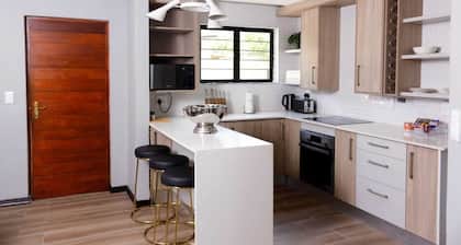 Uptown Apartments - Garden Pavilion