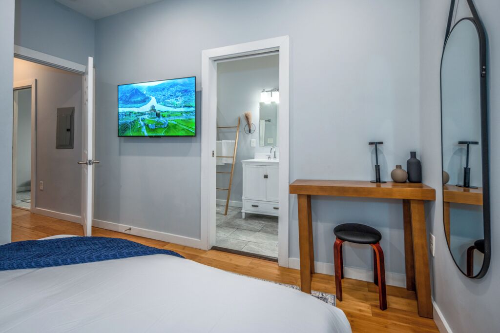 2 sovrum, skrivbord, strykjärn/strykbräda och gratis wi-fi