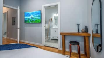 2 sovrum, skrivbord, strykjärn/strykbräda och gratis wi-fi