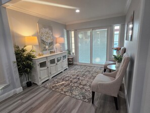 Interior - Country living in the city. Gorgeous 3bdrm2bth home in the outskirts of mesquite (Mesqu)