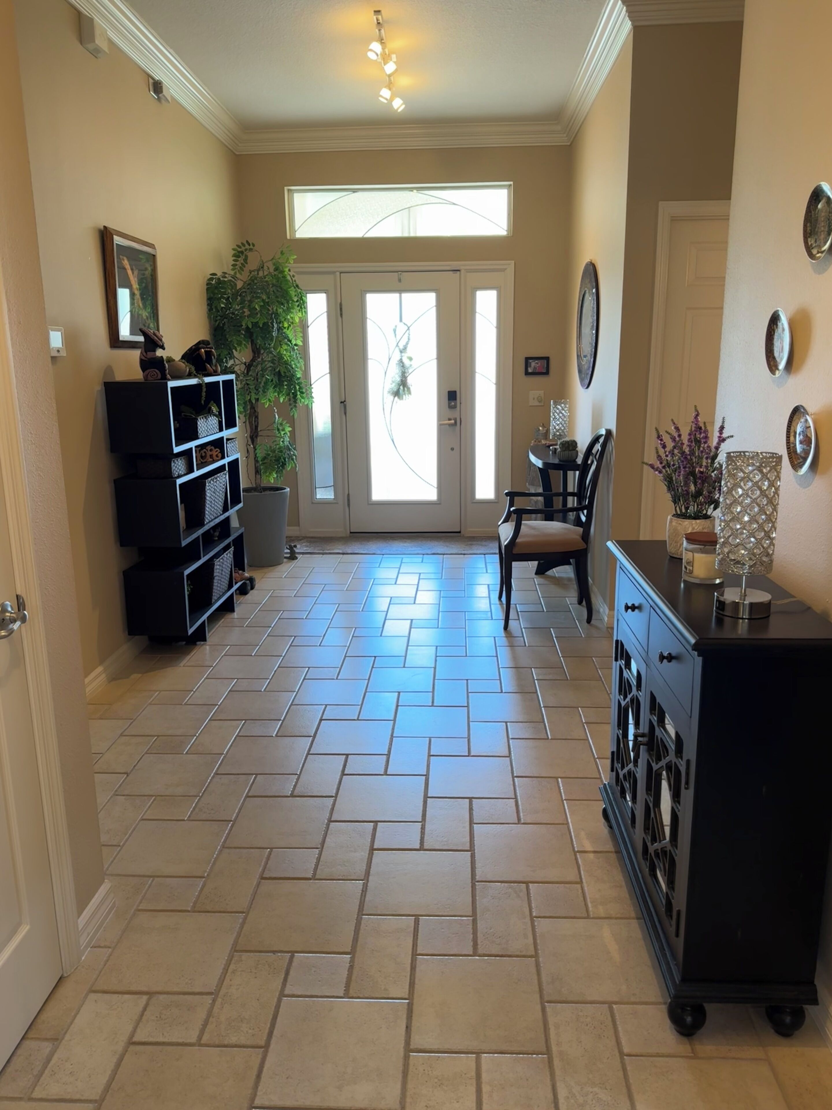 المنشأة من الداخل