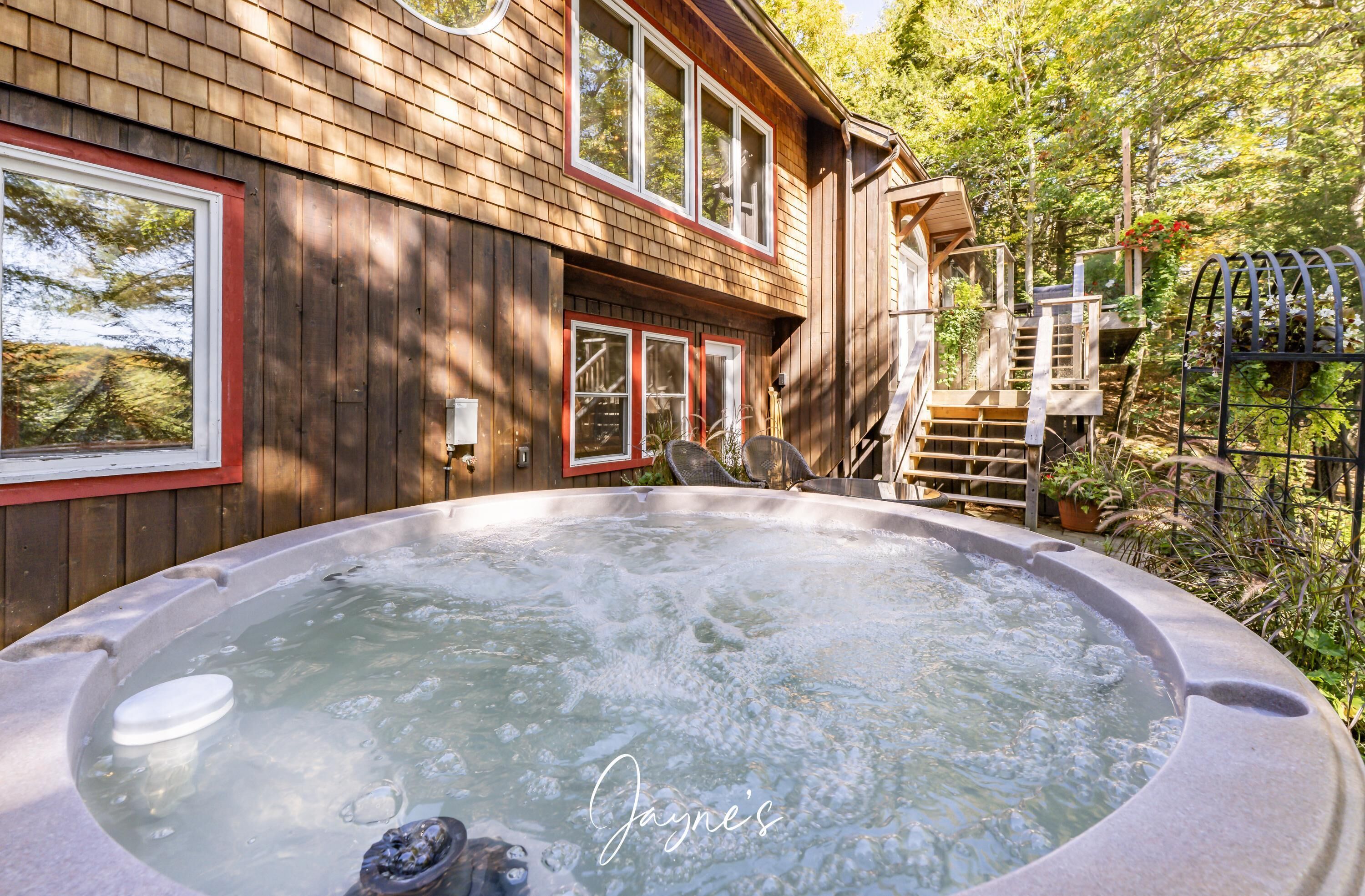 Bain à remous extérieur